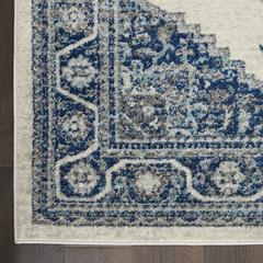 Persian Vintage Area Rug, Ivory/Blue, 5'3"X7'3"