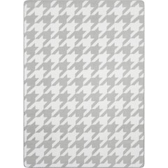 Impressions Windsor 5'4" x 7'8" Area Rug in Color Morning Fog