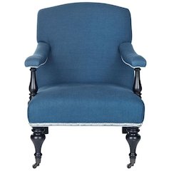 DEVONA ARM CHAIR - SILVER NAIL HEADS
