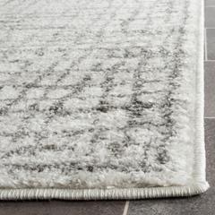 Adirondack, SILVER / IVORY, 2'-6" X 10', Area Rug, ADR103B-210
