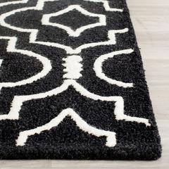 CAMBRIDGE, BLACK / IVORY, 2'-6" X 4', Area Rug, CAM141E-24