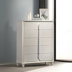 Laveda Chest Pearl White