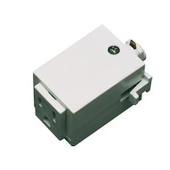 Outlet Adaptor (3 Wires), HT277WH