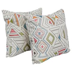 17-inch Jacquard Throw Pillows with Inserts (Set of 2)  9910-S2-ID-074