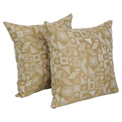 17-inch Jacquard Throw Pillows with Inserts (Set of 2)  9910-S2-ID-114