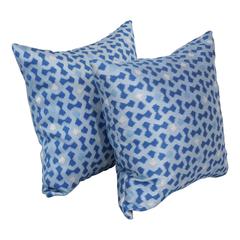 17-inch Jacquard Throw Pillows with Inserts (Set of 2)  9910-S2-ID-125