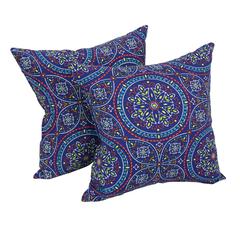 17-inch Square Polyester Outdoor Throw Pillows (Set of 2) 9910-S2-OD-100