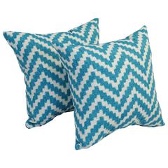 17-inch Square Polyester Outdoor Throw Pillows (Set of 2) 9910-S2-OD-198