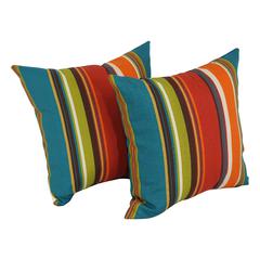 17-inch Square Solid Polyester Outdoor Throw Pillows (Set of 2)  9910-S2-REO-51