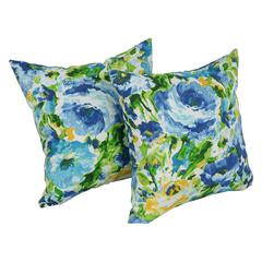 17-inch Square Solid Polyester Outdoor Throw Pillows (Set of 2)  9910-S2-REO-65