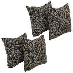 17-inch Jacquard Throw Pillows with Inserts (Set of 4)  9910-S4-ID-142