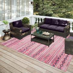 Yuma Pink Bohemian Southwest 5' x 7'6" Area Rug Pink AYU40