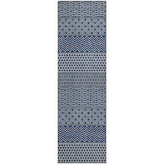 Premium Machine Washable Mayfield AMF939 Navy 2'3" x 7'6" Runner Rug