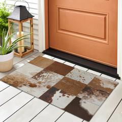 Laredo Brown Animal Patchwork 1'8" x 2'6" Accent Rug Brown ALR40