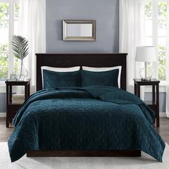 Harper 3 Piece Velvet Quilt Set, Teal color