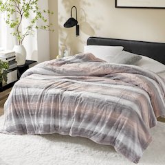 Zuri Faux Fur Blanket, Blush/Grey color