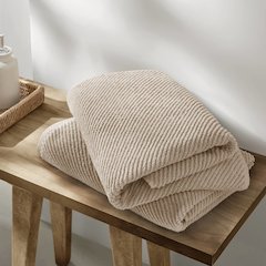 Diagonal Ribbed