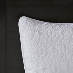 Quebec 3 Piece Reversible Bedspread Set, White color