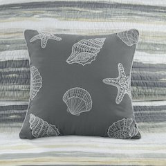 6 Piece Printed Quilt Set with Throw Pillows