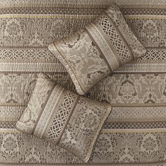 6 Piece Jacquard Quilt Set with Throw Pillows