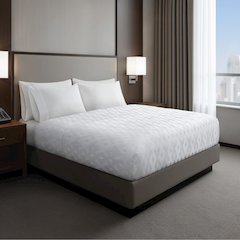 Jacquard Essential Nova Coverlet