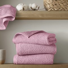 Diagonal Ribbed