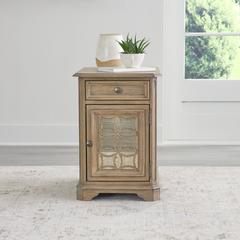Magnolia Manor Chair Side Table in Weathered Bisque