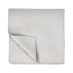Winthrop 100% Sateen Silver Queen Quilt by Kosas Home