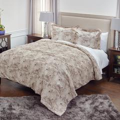 Rizzy Home 70" x 86" Comforter - BT3008