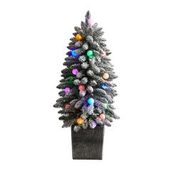 Flocked Highland Fir Artificial Christmas Tree with 127 Bendable Branches