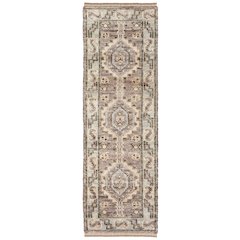 Fillmore Traditional Diamond, Brown/Gray, 2'-6" x 12' Runner