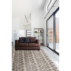 Enzo Minimalist Diamond Wool Rug, Warm Taupe/Black, 5ft x 8ft Area Rug, 7428733FCHLTPEE10