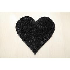 HEART BLACK/WHITE 2'4 X 2'4