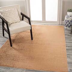 Twyla Classic Solid Low-Pile Machine-Washable Area Rug
