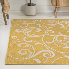 Maribel Traditional Classic All-Over Scroll Indoor/Outdoor Area Rug