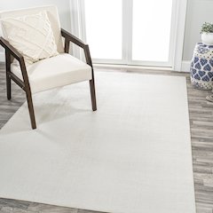 Twyla Classic Solid Low-Pile Machine-Washable Area Rug