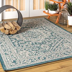 Sinjuri Medallion TetuWeaveIndoor/Outdoor  Rug