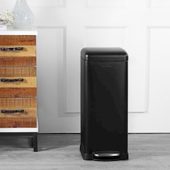 Betty Retro Step-Open Trash Can With Liners