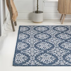 Maribel Traditional Classic All-Over Scroll Indoor/Outdoor Area Rug