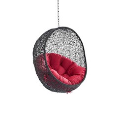 Outdoor Patio Lounge Chair In Sleek Design With Comfortable Cushioning