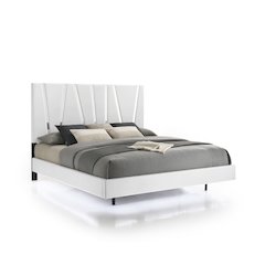 Europa 7-Piece Wood Queen Bedroom Set (B/Dr/Mr/2Ns with Panels), White