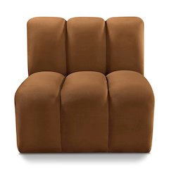 Arc Saddle Velvet Straight Chair