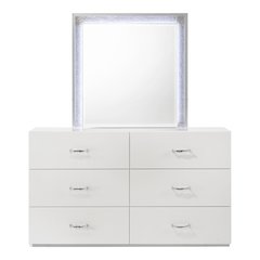 Wellan Modern 2-Piece Dresser and Mirror Set in White