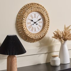 Dagan Iron & Water Hyacinth Clock