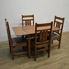Mission Oak Kitchen Table With 2 Leaves And 4 Oak Dining Chairs - Dark Brown
