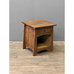 Mission Style Solid Quarter Sawn Oak Keyhole End Table