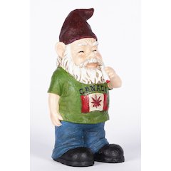 Canadian Gnome Smoking (Hi-Line Exclusive)