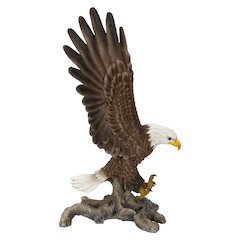 Small Flying Eagle Statue
