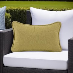 Pillow 14 x 22 Alicante Moss