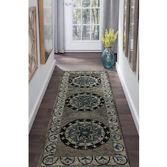 Floral Dreaming Medallion Scalloped Area Rug
